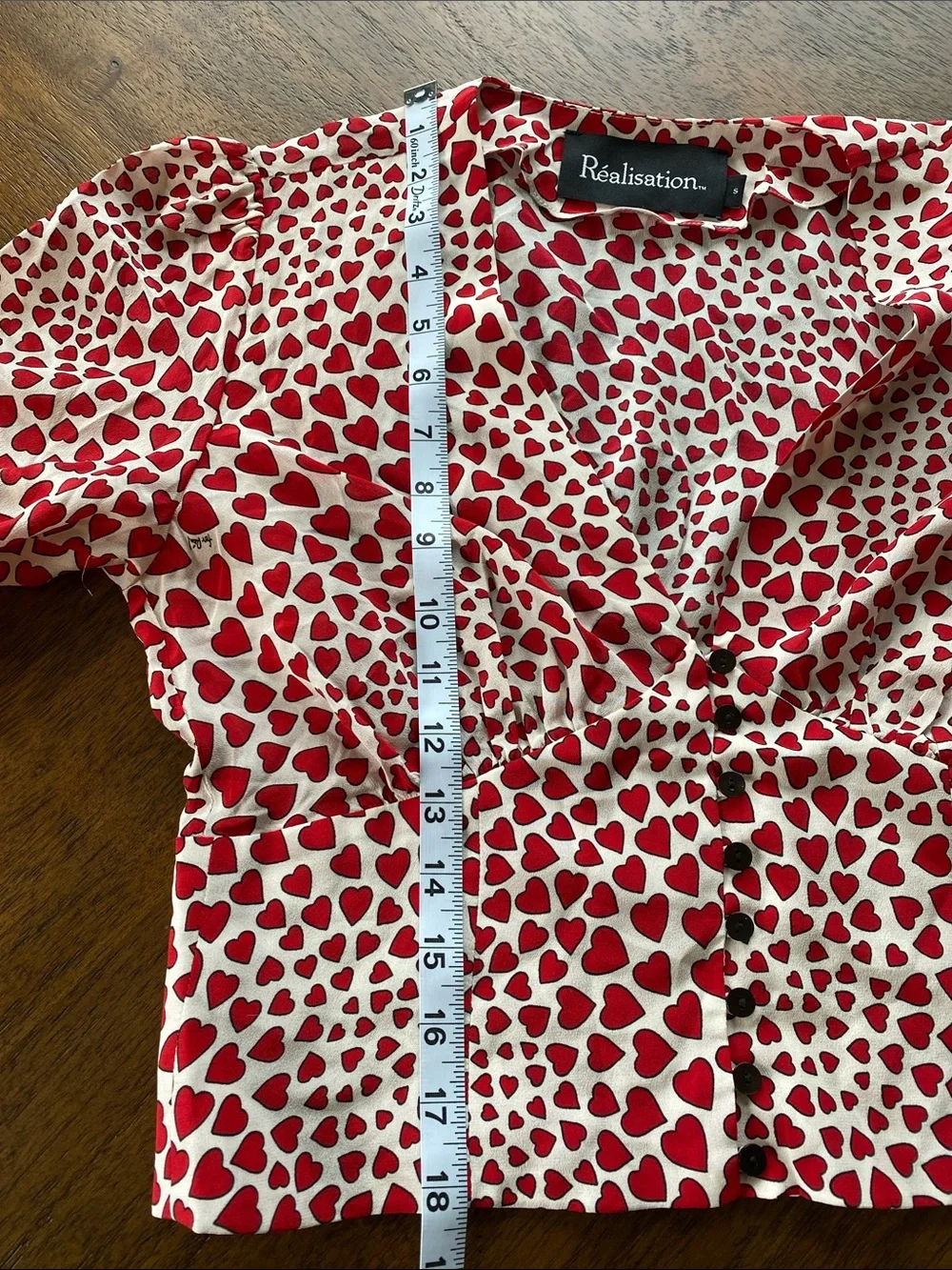 Authentic silk with the hidden 'for Real' signature in the print (see photos)